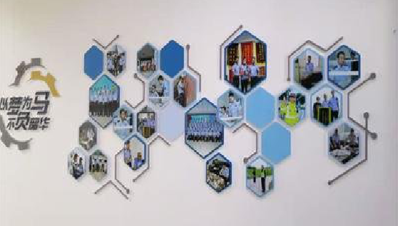 小金文化墙最常见的做法。