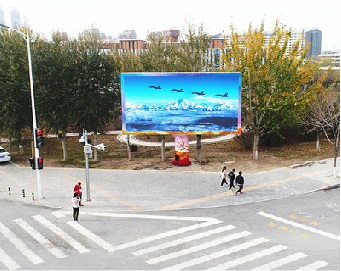 小金户外大屏广告投放要点。